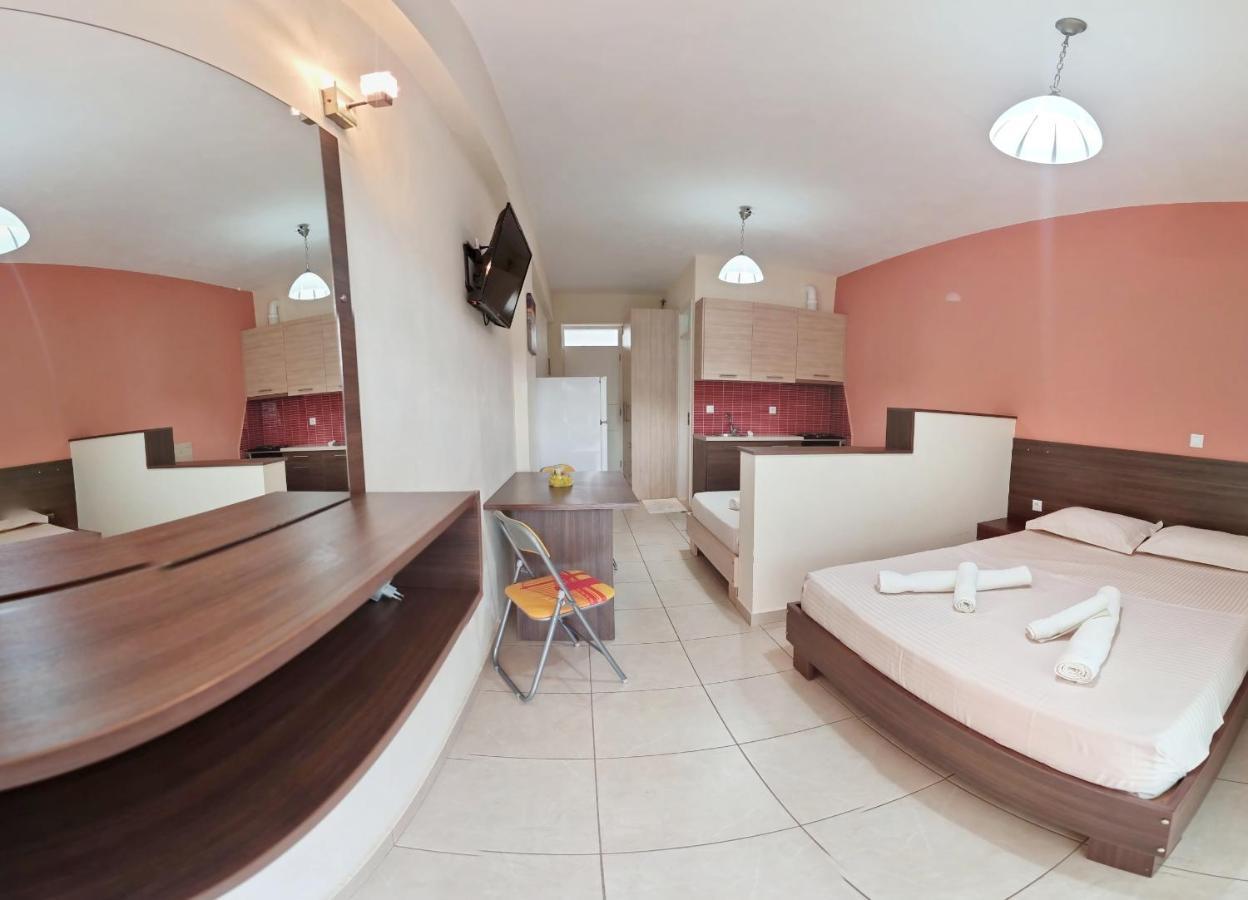 Studio Beleri Himare Bagian luar foto