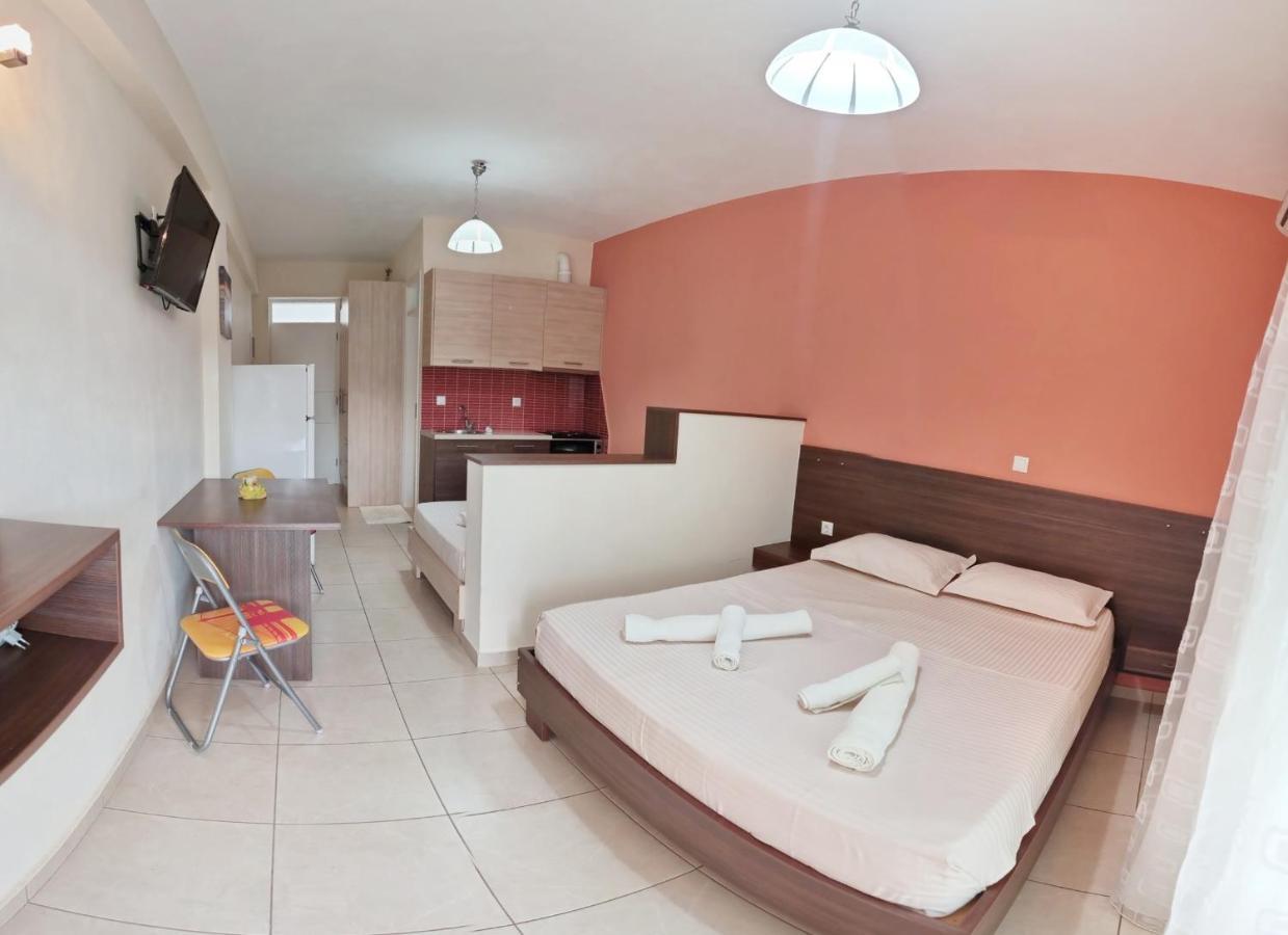 Studio Beleri Himare Bagian luar foto
