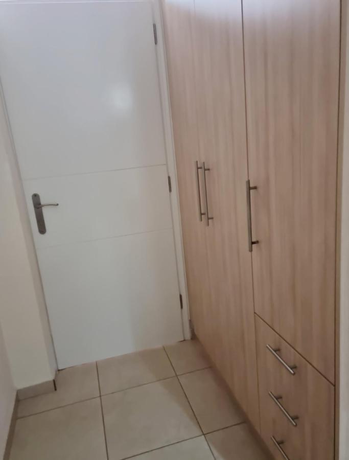 Studio Beleri Himare Bagian luar foto